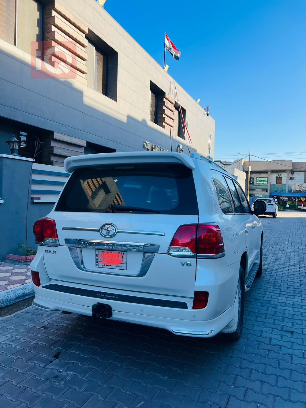 تۆیۆتا لاند کروزەر